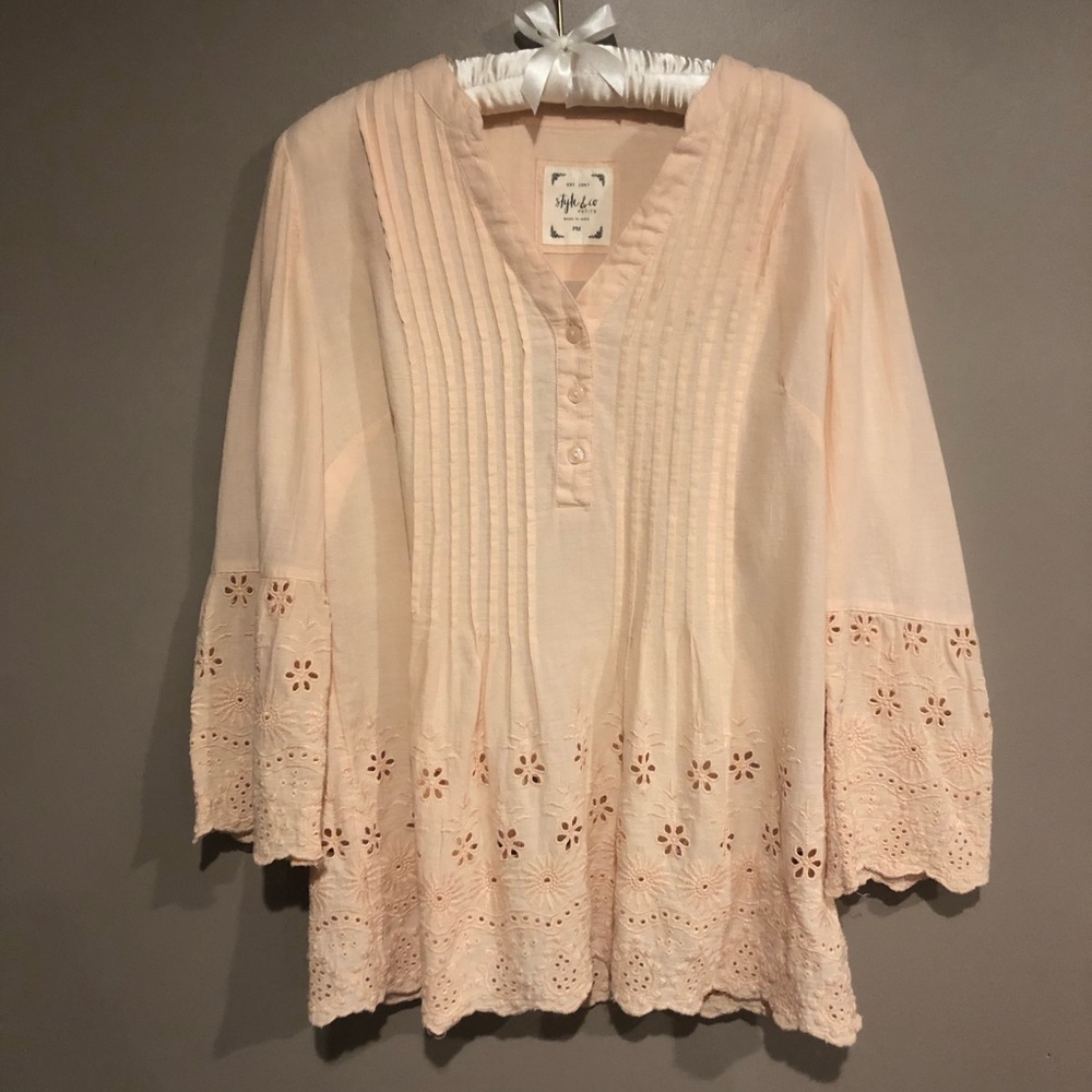 🎀 Style & Co baby pink eyelet blouse sz MP